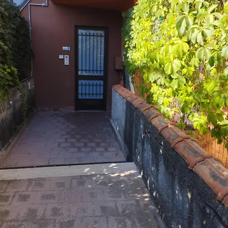 Pm 1 Via Litteri Apartamento Aci Castello