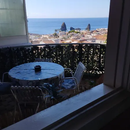 Apartamento Pm 1 Via Litteri Aci Castello
